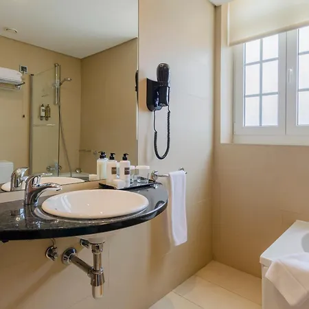 Turim Palace Hotell 4*